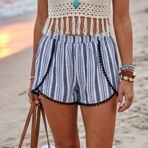 NWT Ardene L Bohemian Beach Nautical Festical Beach Pom Pom Tulip Shorts